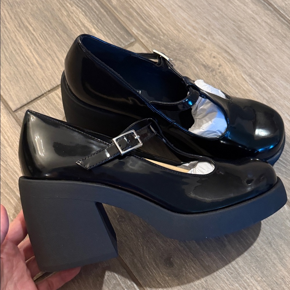 Madden Girl Black Patent Platform Mary Jane Heels - Picture 6 of 9